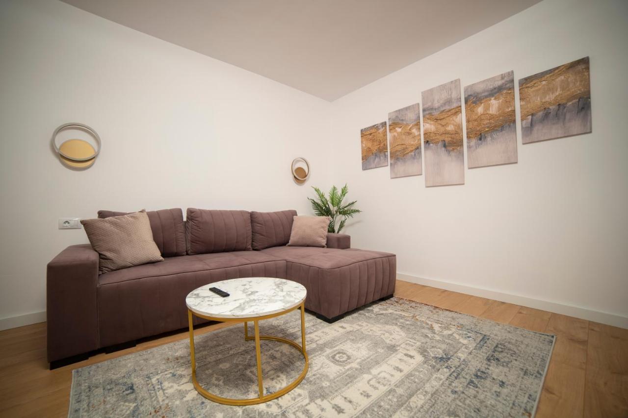 Coban Residence - A3 - Scandinavian Apartment Brasov Exterior photo